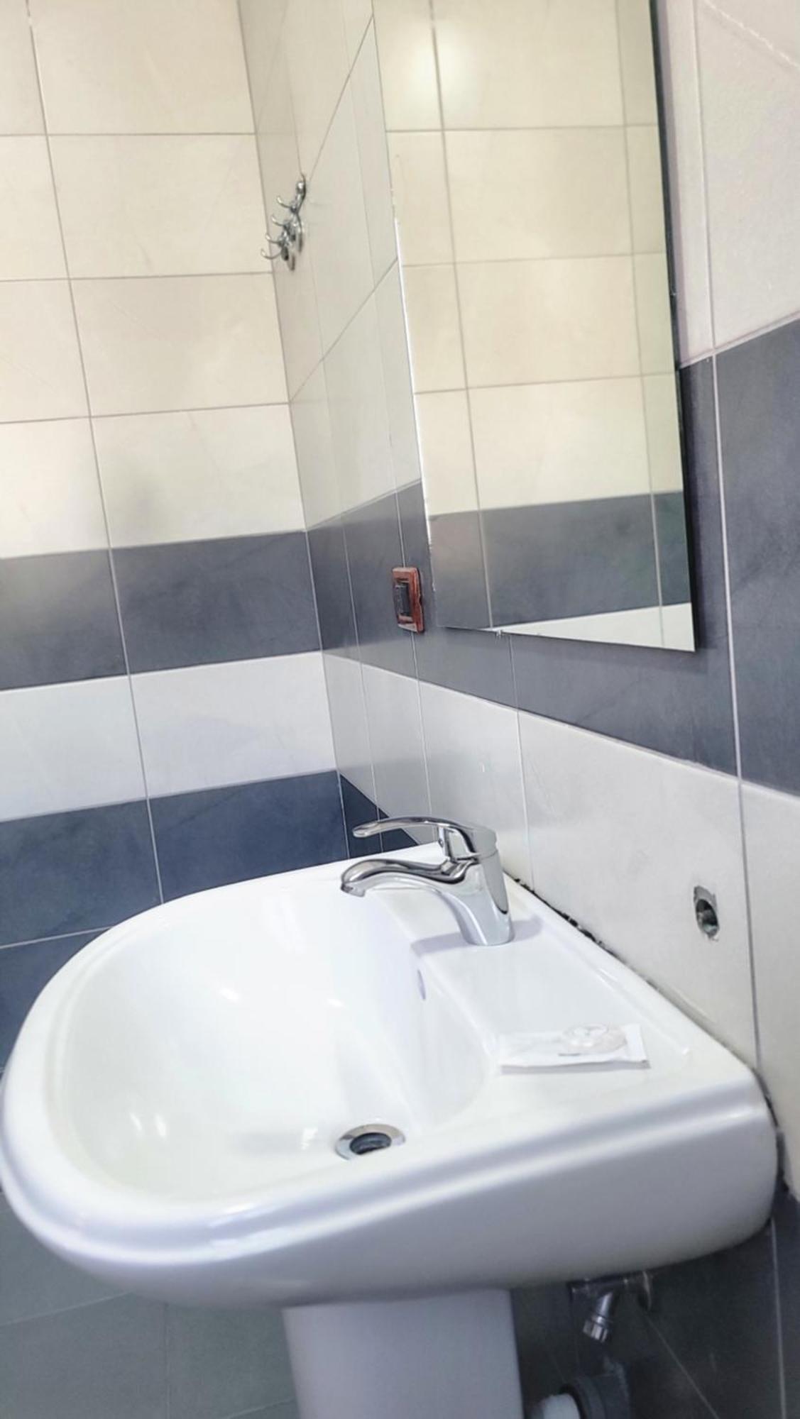 Hotel Ceka Durres Ngoại thất bức ảnh